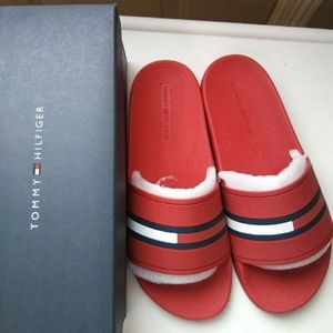 Tommy Hilfiger slippers